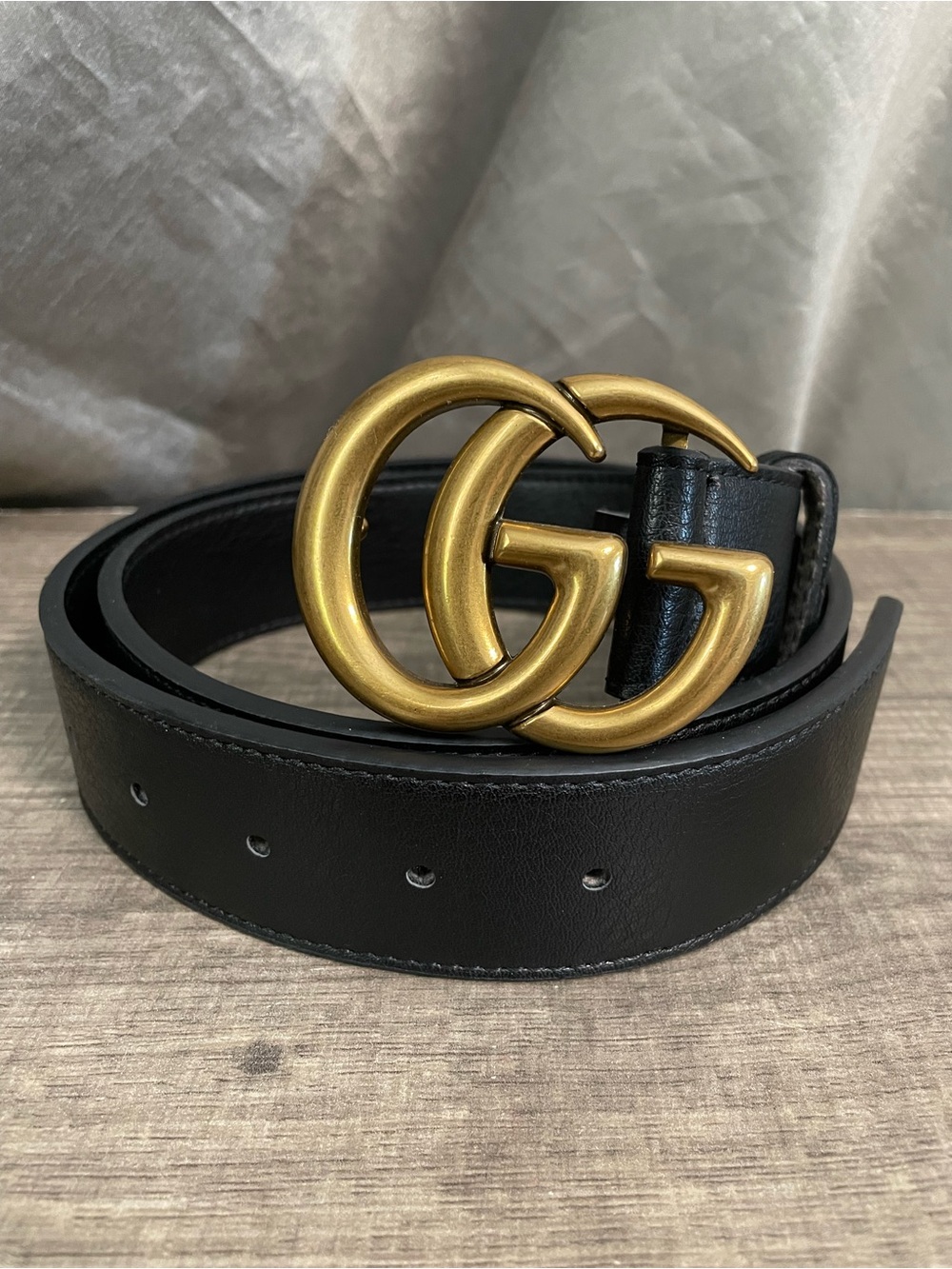 Authentic Gucci Interlocking GG Black Leather Belt Gold Buckle Size 100/40